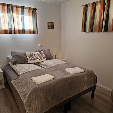 Husid Guesthouse Reykholt  Dış mekan fotoğraf