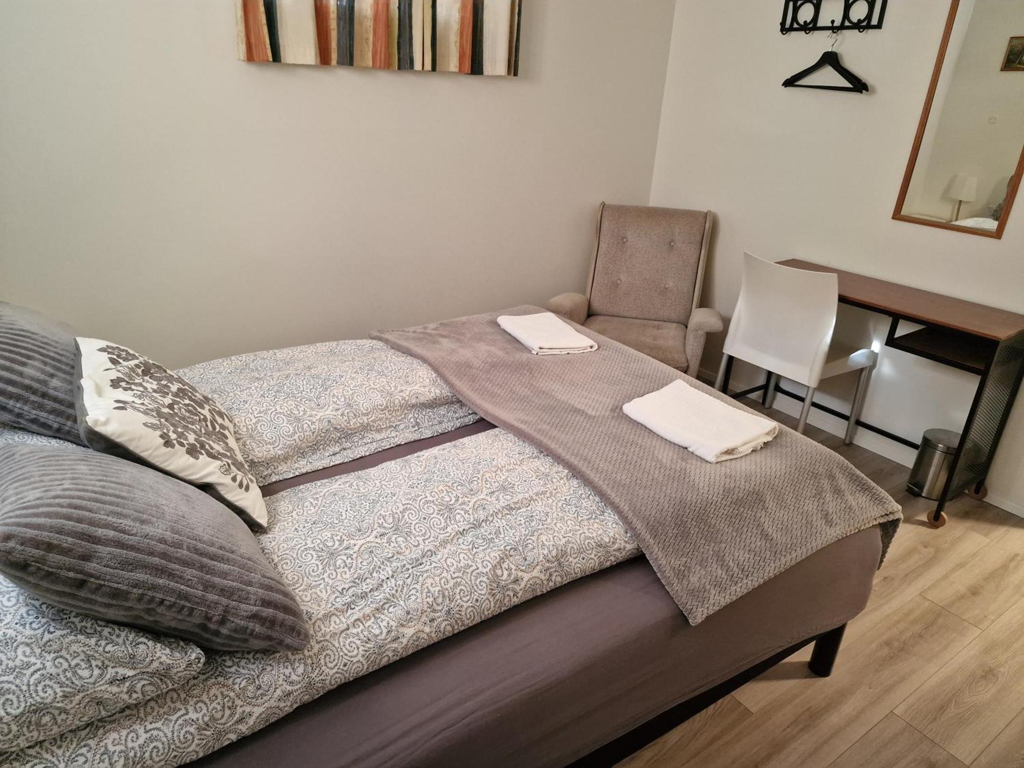 Husid Guesthouse Reykholt  Dış mekan fotoğraf